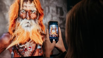 Steve McCurry: ICONS