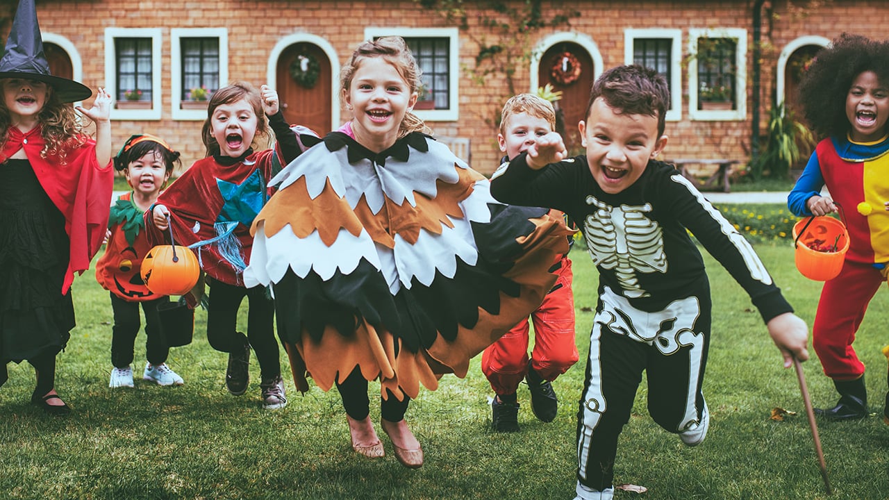Embrace the fear, a Jack'o lantern modern story