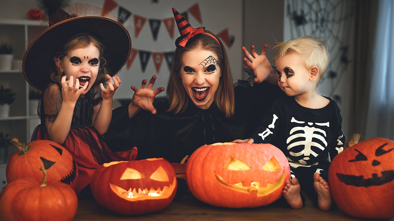 Embrace the fear, a Jack'o lantern modern story
