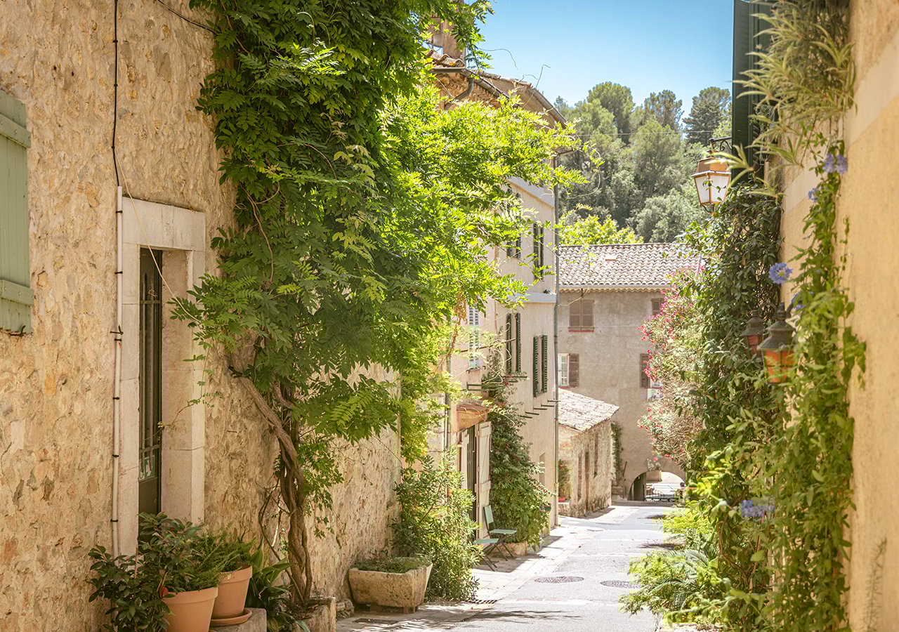 Haute-couture real estate - Magrey&Sons - Valbonne