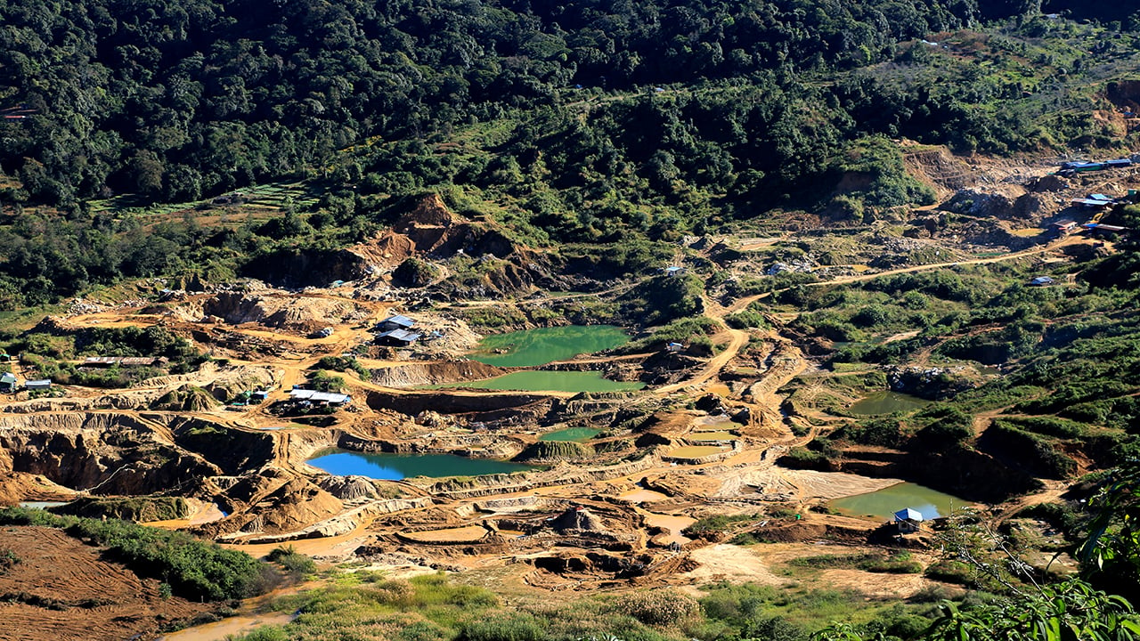 Mogok Valley - Burman - Rubies mine